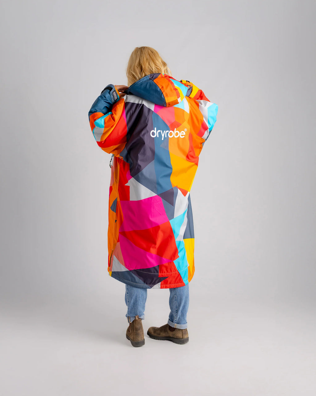 Abstract Advance Changing Robe