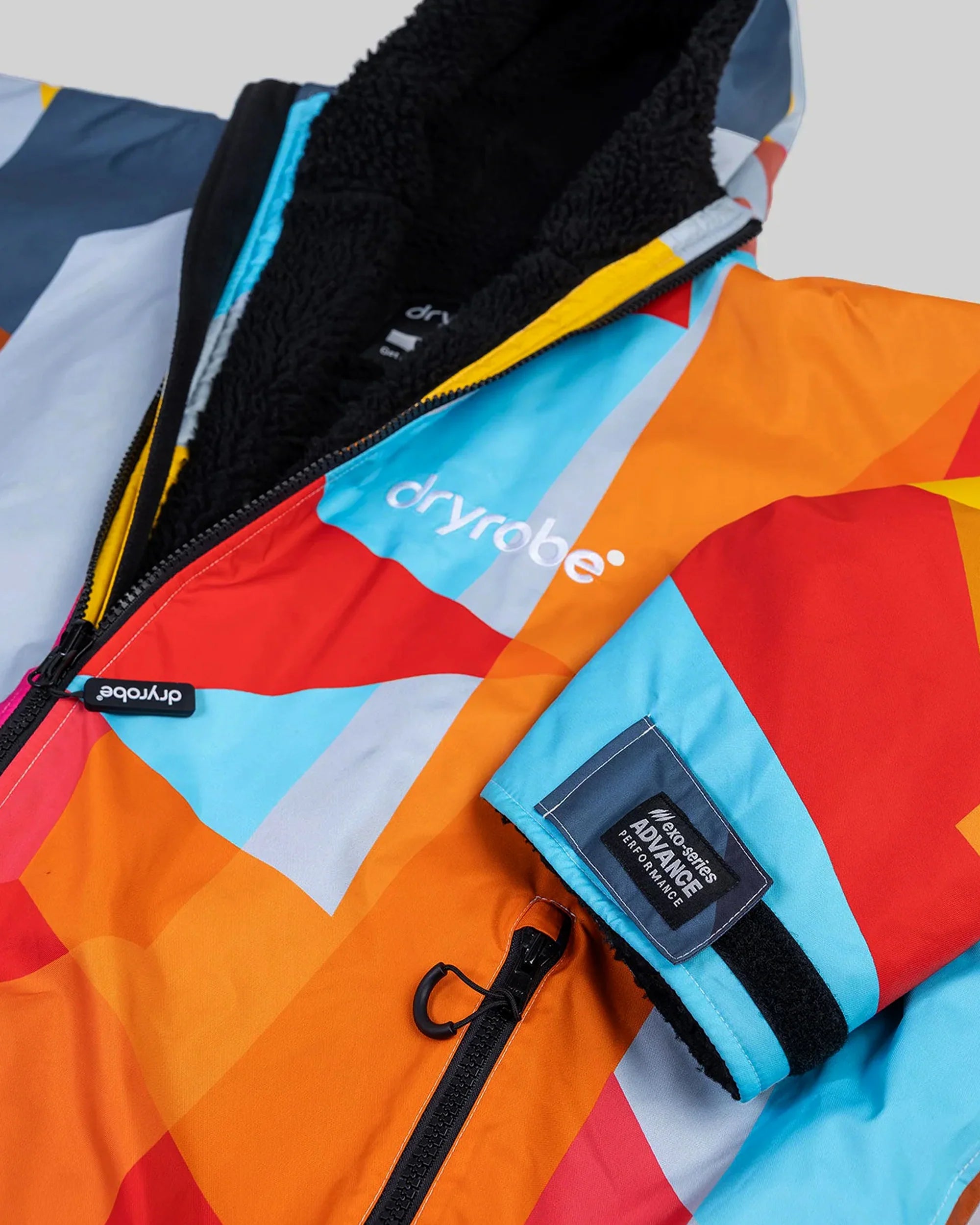 Abstract Advance Changing Robe