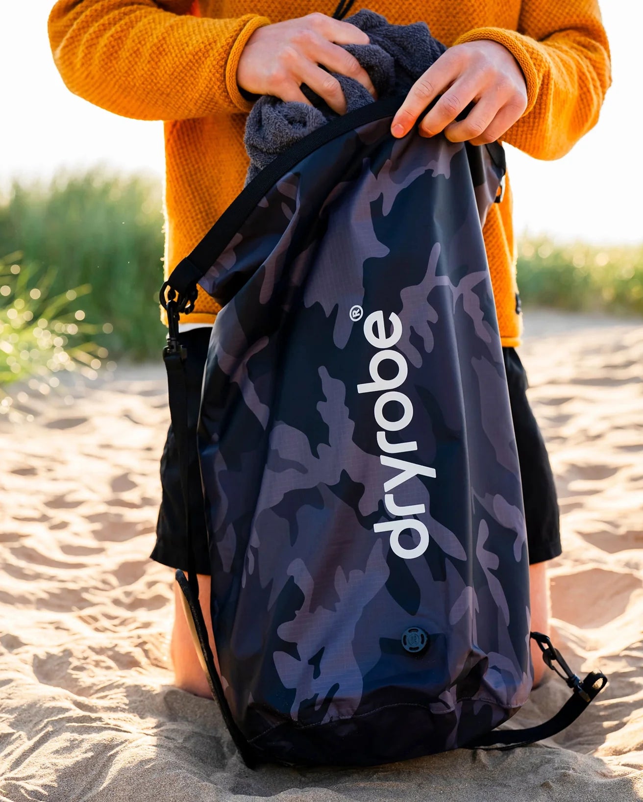 Black Camo Compression Travel Bag